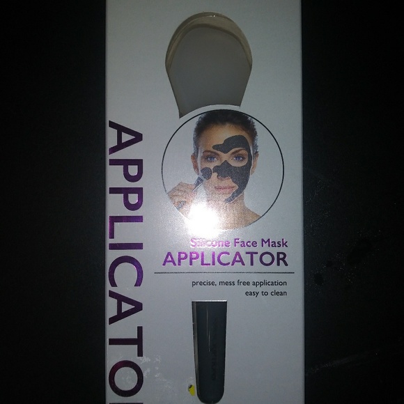 Silicone Face Mask Applicator - Picture 1 of 2